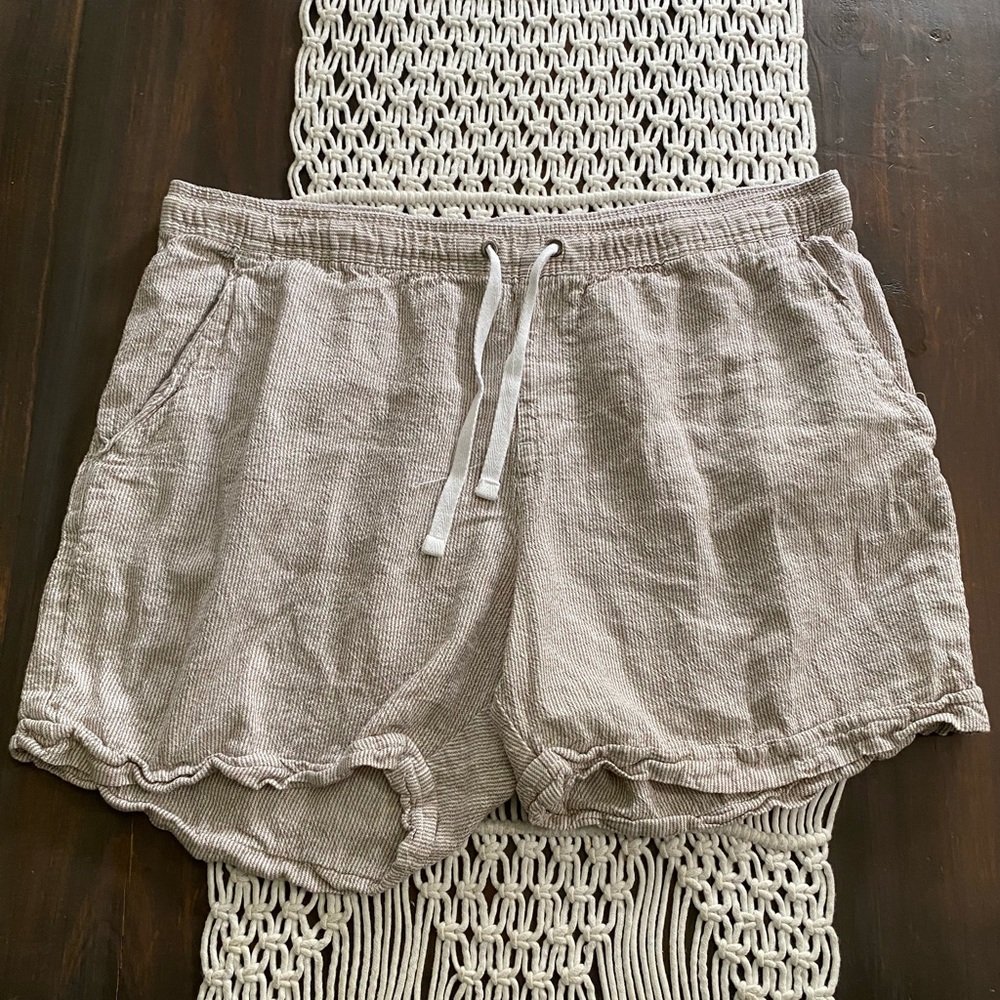 Dash pinstripe linen shorts